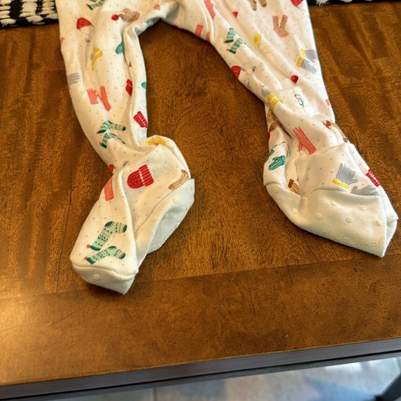 JANIE and JACK BABY GOOD NIGHT FOOTED PAJAMAS IN WINTER COZY - Picture 5 of 10